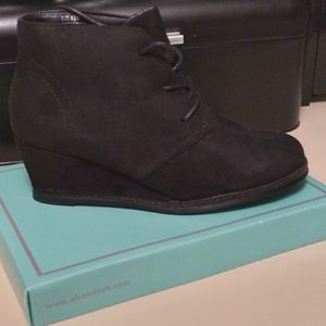 Ankle boots